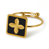Anel Trevo Preto Ajustável Banhado a Ouro 18K | BELLORIE