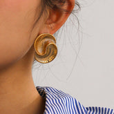 Brinco Espiral Vintage Banhado a Ouro | BELLORIE
