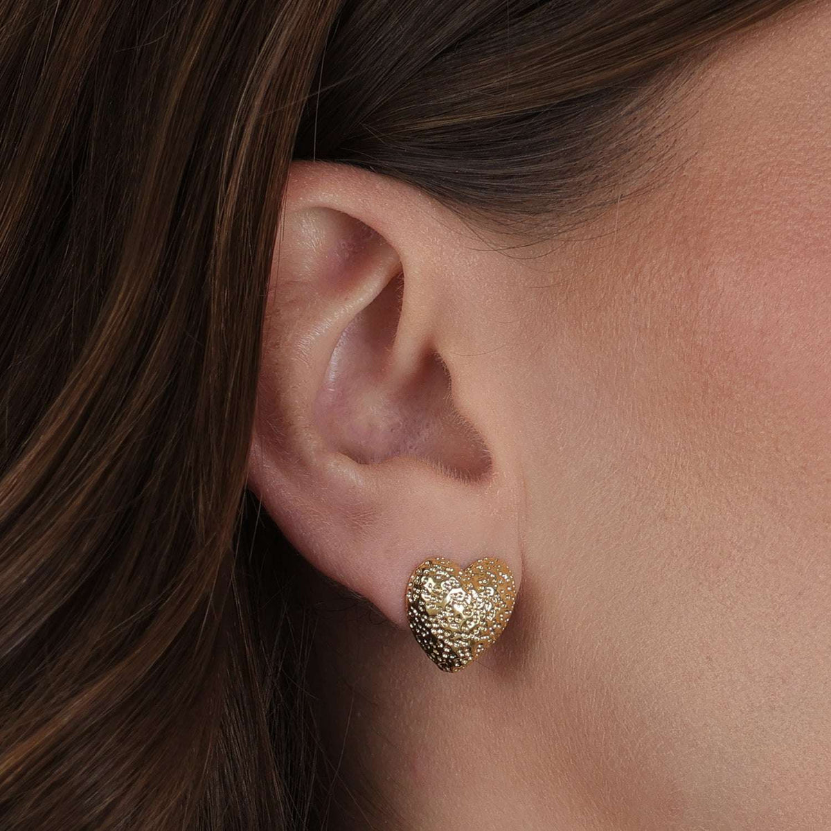 Brinco em Ouro 24K Coração Irregular – Bellorie