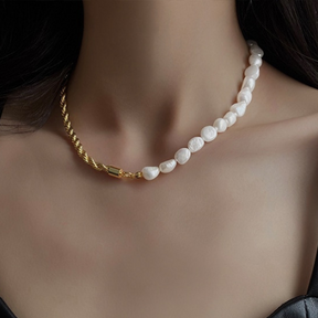 Colar com Pérolas Naturais Banhado a Ouro 18k | BELLORIE