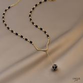 Colar com Cristais de Zircônia Negra | BELLORIE