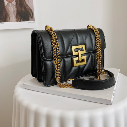 Bolsa de Ombro Detalhes Dourados | BELLORIE