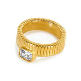 Anel Capri Banhado em Ouro 18k | BELLORIE