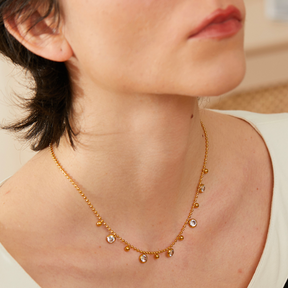 Colar Banhado a Ouro 18k com Cristais de Zircônia | BELLORIE