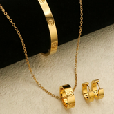 Conjunto Colar Pulseira e Brincos Dourados | BELLORIE