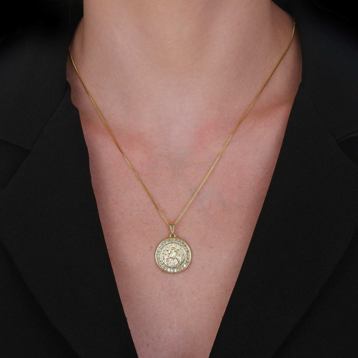 Colar em Ouro 24K Medalha São Miguel Arcanjo – Bellorie