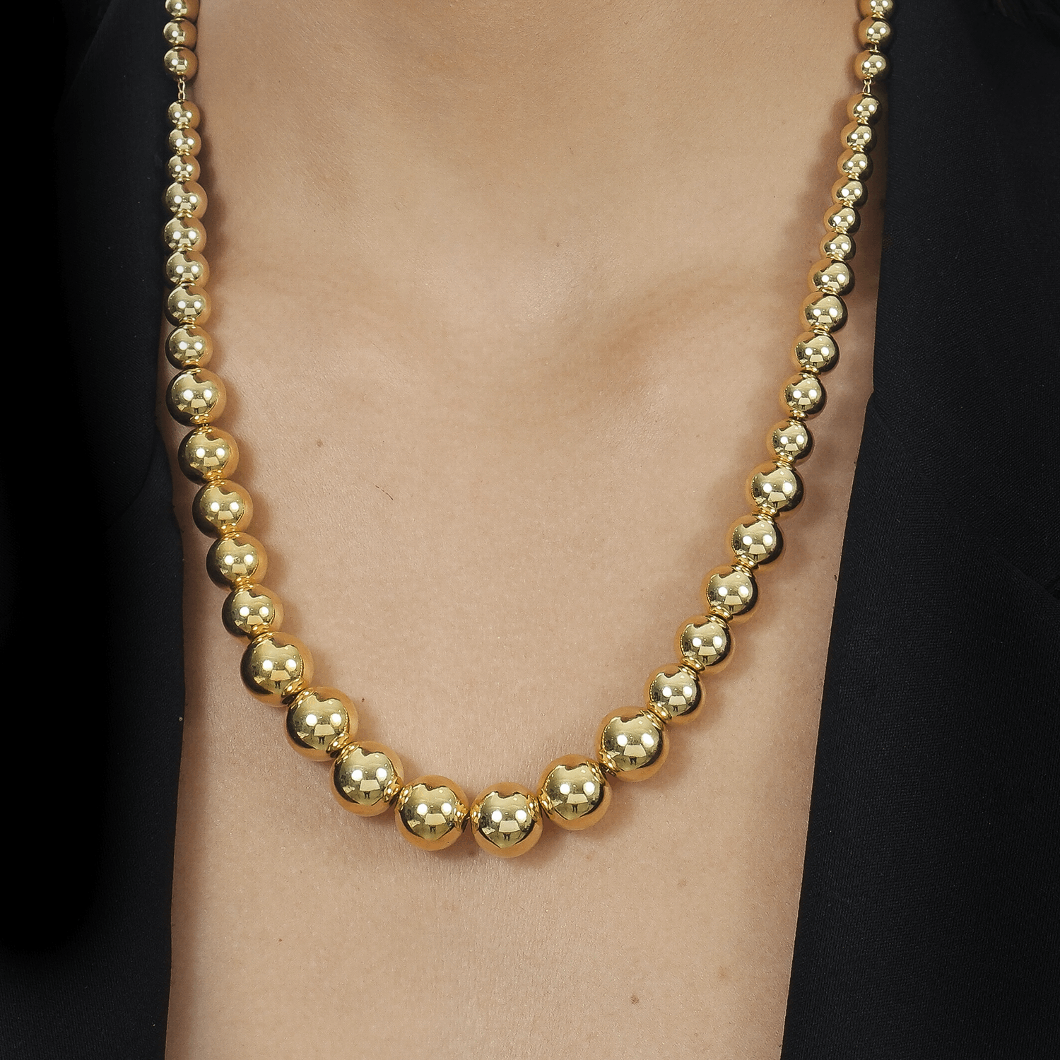 Colar em Ouro 24K Bolas Crescentes – Bellorie