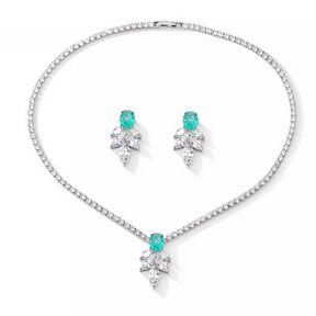 Conjunto Colar e Brincos Flor Cravejado com Zircônia | BELLORIE