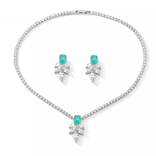Conjunto Colar e Brincos Flor Cravejado com Zircônia | BELLORIE