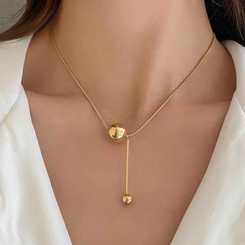 Colar Dourado Pingente Geométrico | BELLORIE