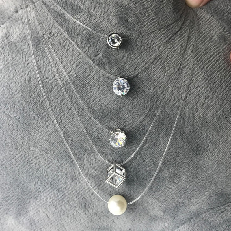 Colar Fio Ponto de Luz - Cristal de Zircônia | BELLORIE