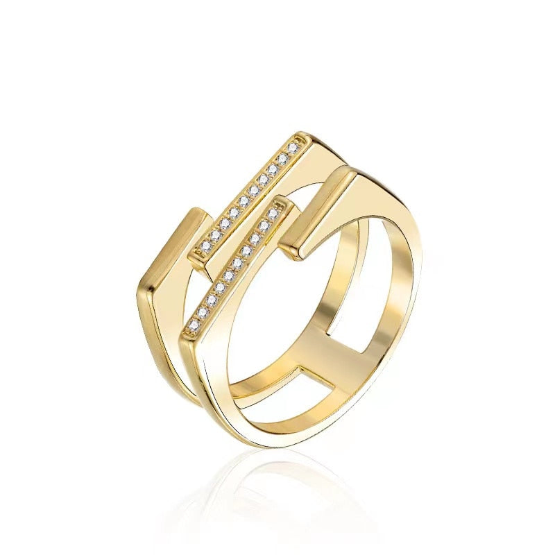Anel Ajustável Dourado com Cristais | BELLORIE