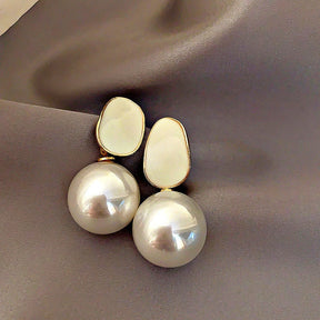 Brinco Esmaltado com Pérola | BELLORIE