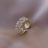 Anel com Perolas Banhado a Ouro 18K | BELLORIE
