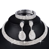 Conjunto Colar Brincos e Pulseira Luxury | BELLORIE