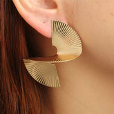 Brinco em Espiral Dourado | BELLORIE