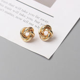 Brinco Dourado Torcido | BELLORIE
