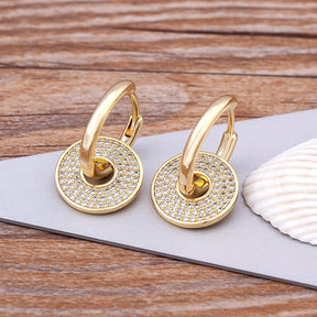 Brinco Argola Circulo com Cristais de Zircônia | BELLORIE