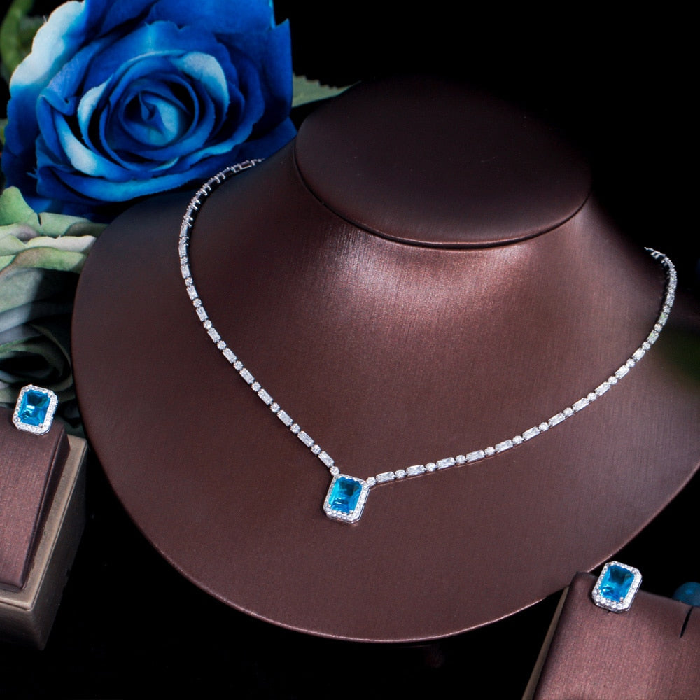 Conjunto Colar e Brinco Delicado com Zircônia Azul | BELLORIE
