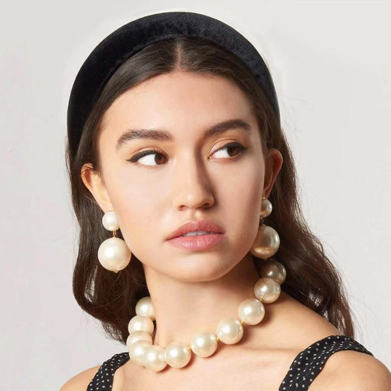 Conjunto Colar Brincos e Pulseira Pérolas | BELLORIE