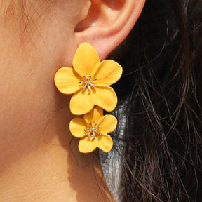 Brinco Orquídeas Banhado a Ouro 18k | BELLORIE