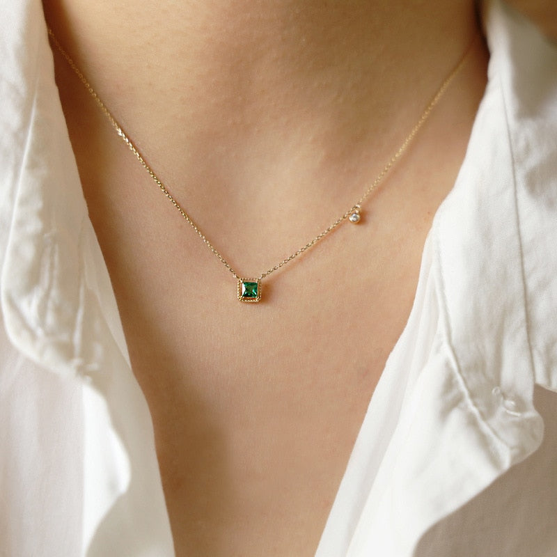 Colar Banhado a Ouro 18k com Cristal de Zircônia + Brinde | BELLORIE