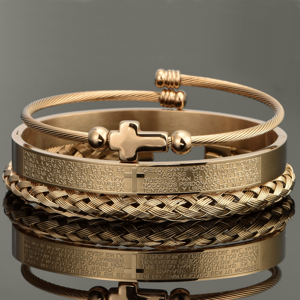 Pulseira Roman com Crucifixo e Escrita do Pai Nosso Banhada a Ouro 18k | BELLORIE
