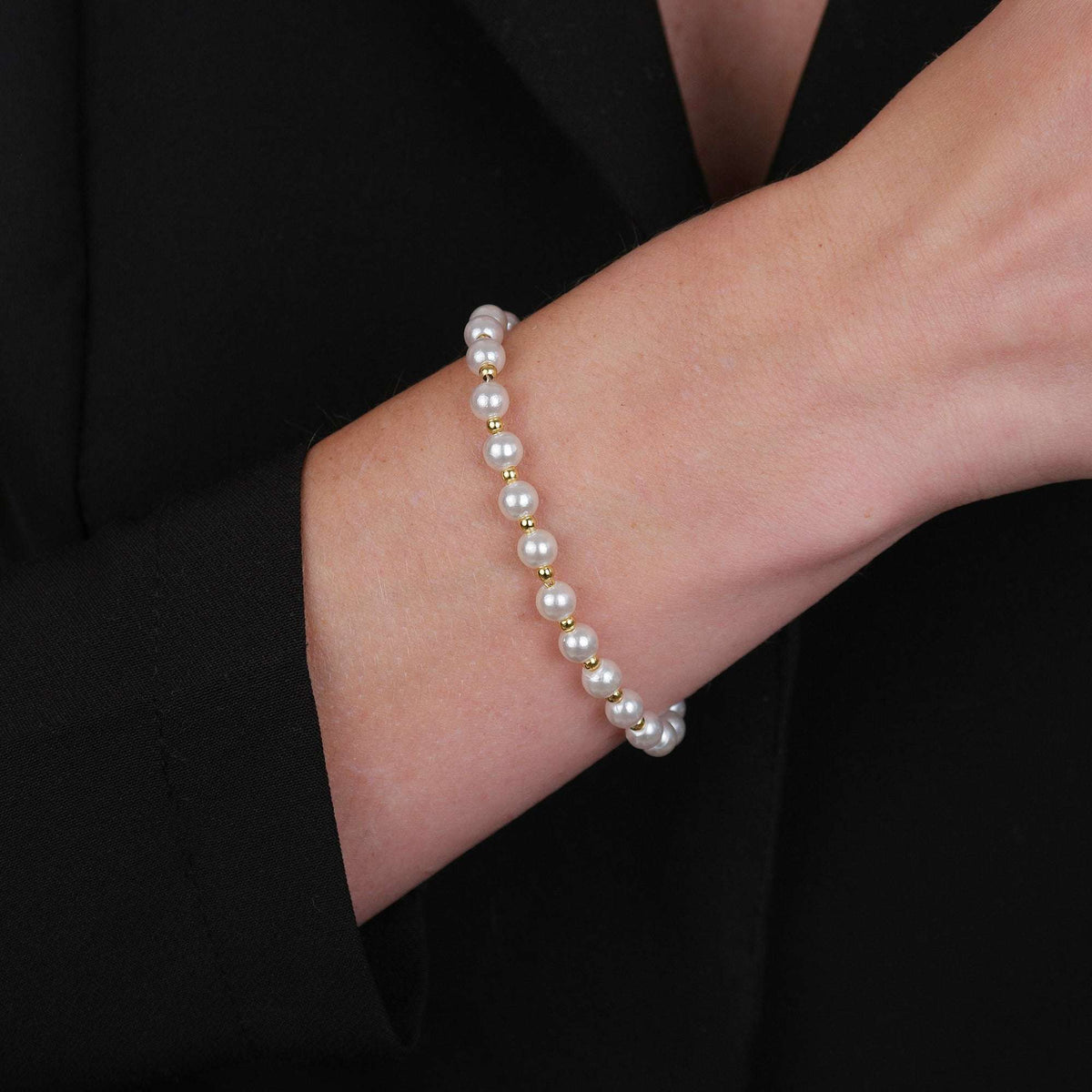 Pulseira em Ouro 24K Pérolas e Bolinhas – Bellorie