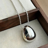 Colar Longo Pingente Gota | BELLORIE