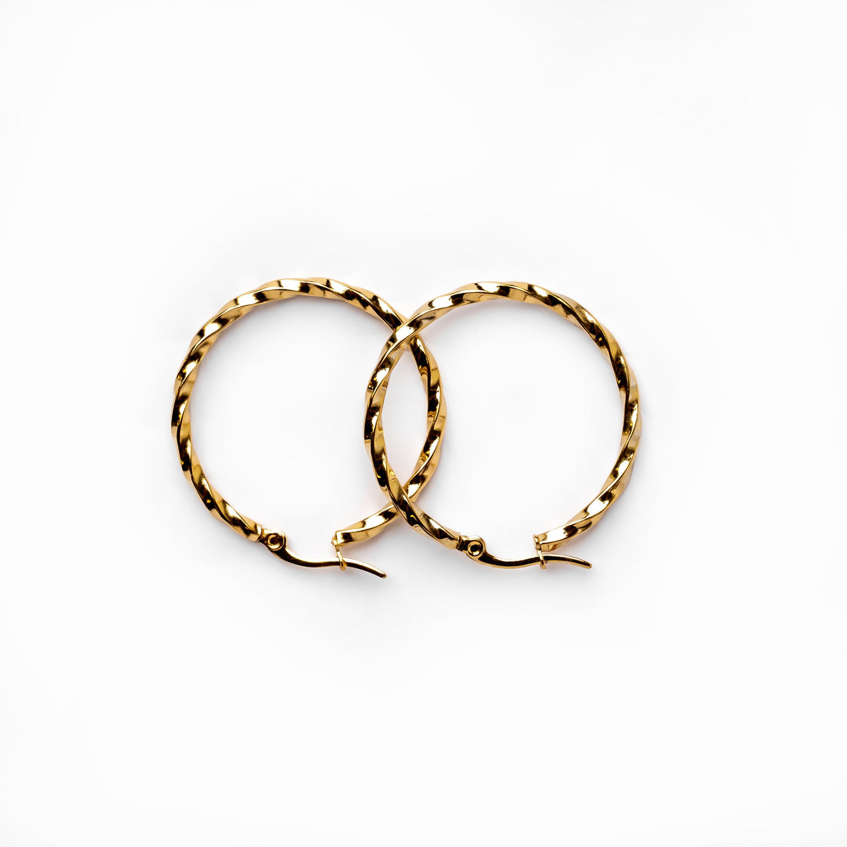 Brinco Argola Zuri Banhado a Ouro 18K Bellorie