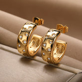 Brinco Meia Argola com Zircônia Banhado a Ouro 18k | BELLORIE