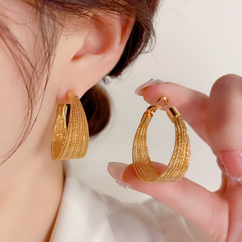 Brinco Argola Fios Dourado | BELLORIE