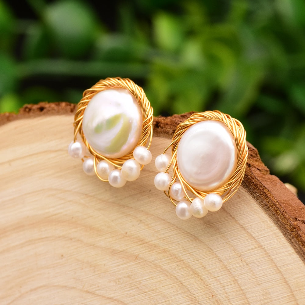 Brinco com Pérolas Barrocas Naturais Banhado a Ouro 18k | BELLORIE