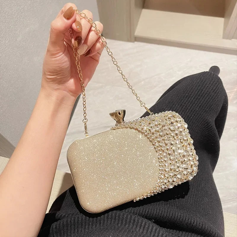 Bolsa Dourada Cravejada | BELLORIE