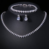 Conjunto Colar Brincos e Pulseira de Zircônia | BELLORIE