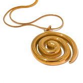 Colar Pingente Espiral Banhado a Ouro | BELLORIE