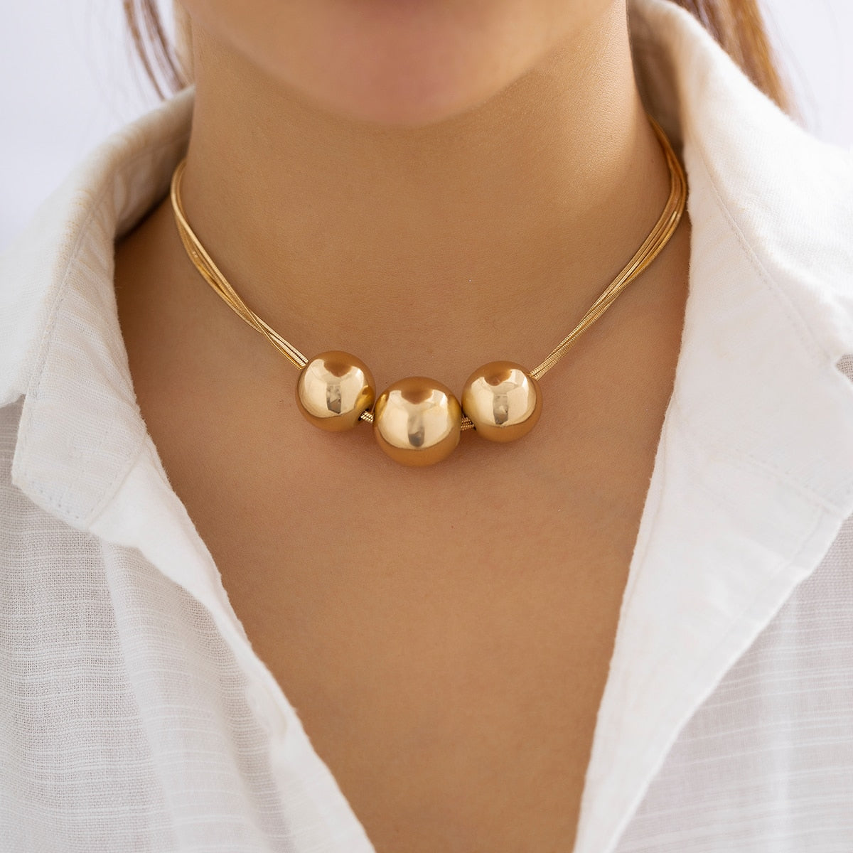 Colar Dourado Pingente Triplo | BELLORIE