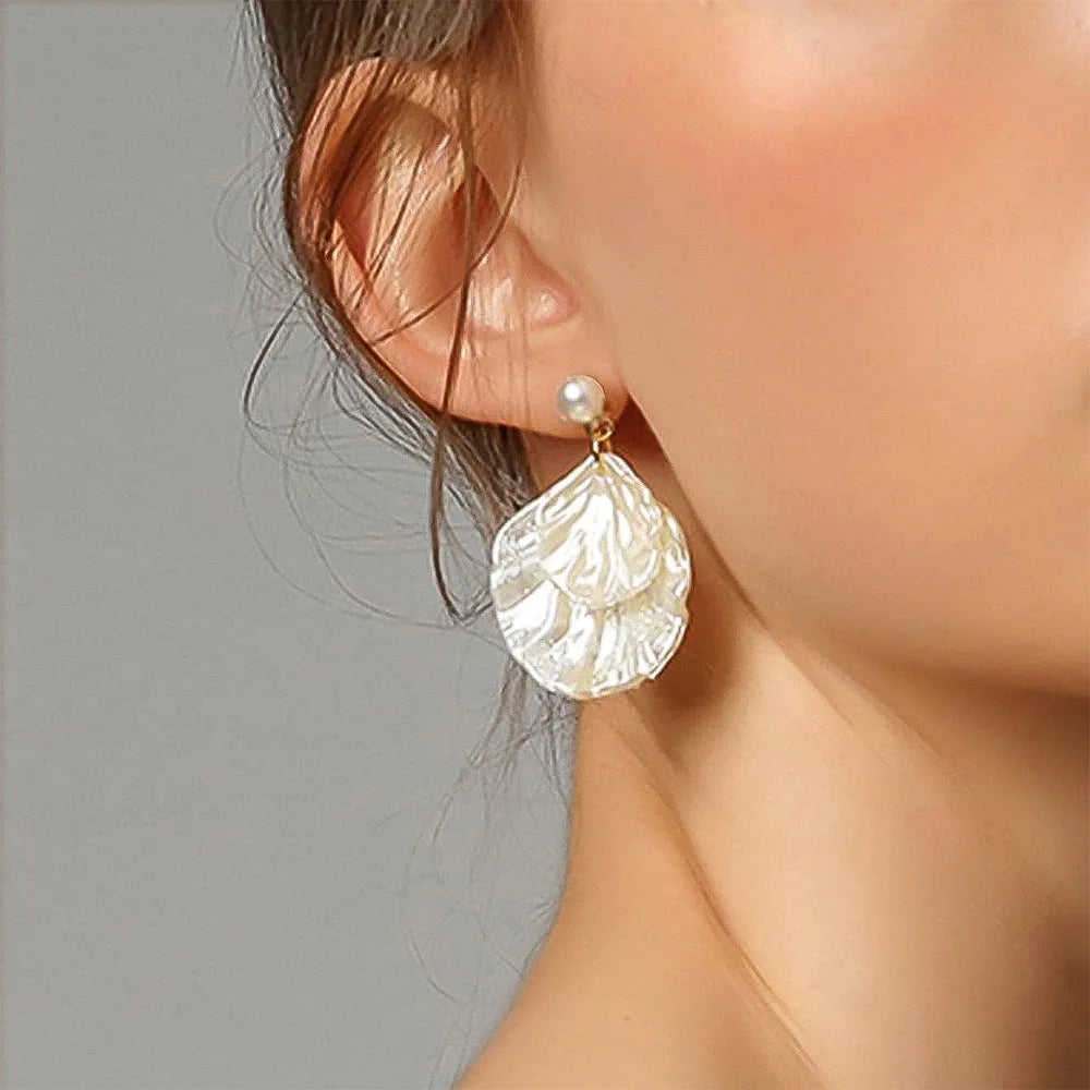 Brinco Elegante Concha | BELLORIE