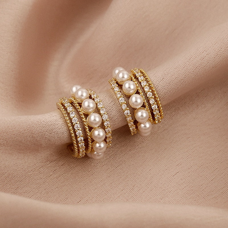 Argola com Pérolas e Cristais | BELLORIE