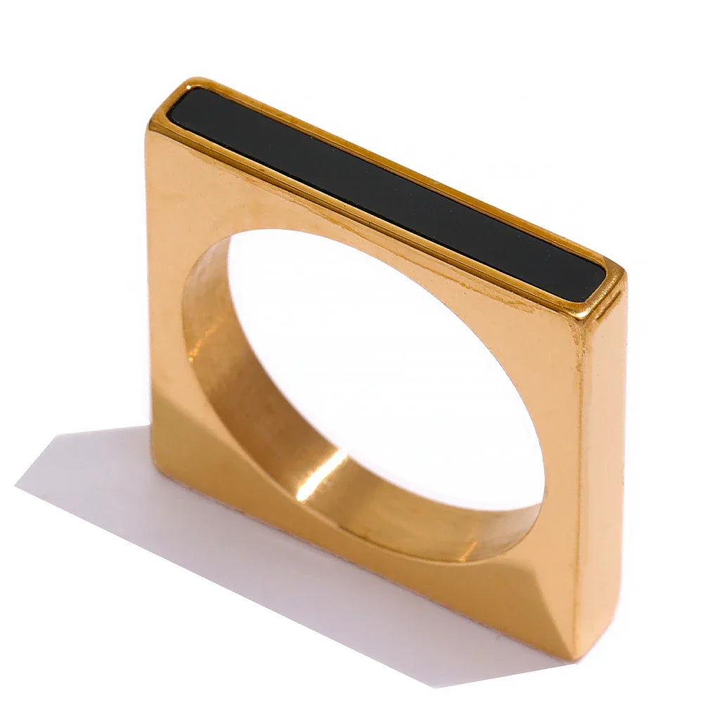 Anel Quadrado Minimalista | BELLORIE