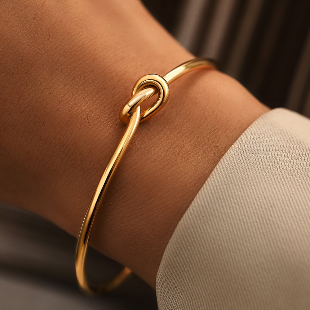 Bracelete Dourado Nó | BELLORIE