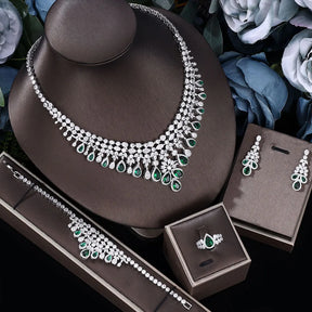 Conjunto Realeza Cravejado com Zircônia | BELLORIE