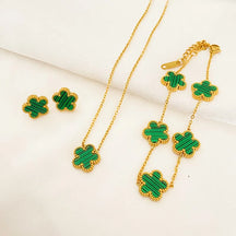 Conjunto Colar Pulseira e Brinco Trevo | BELLORIE
