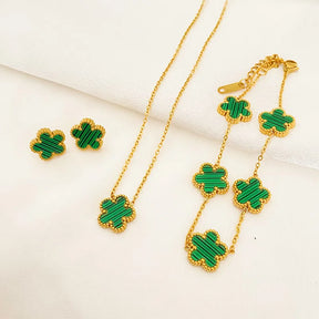 Conjunto Colar Pulseira e Brinco Trevo | BELLORIE