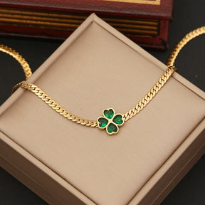 Colar Dourado com Trevo da Sorte Verde | BELLORIE
