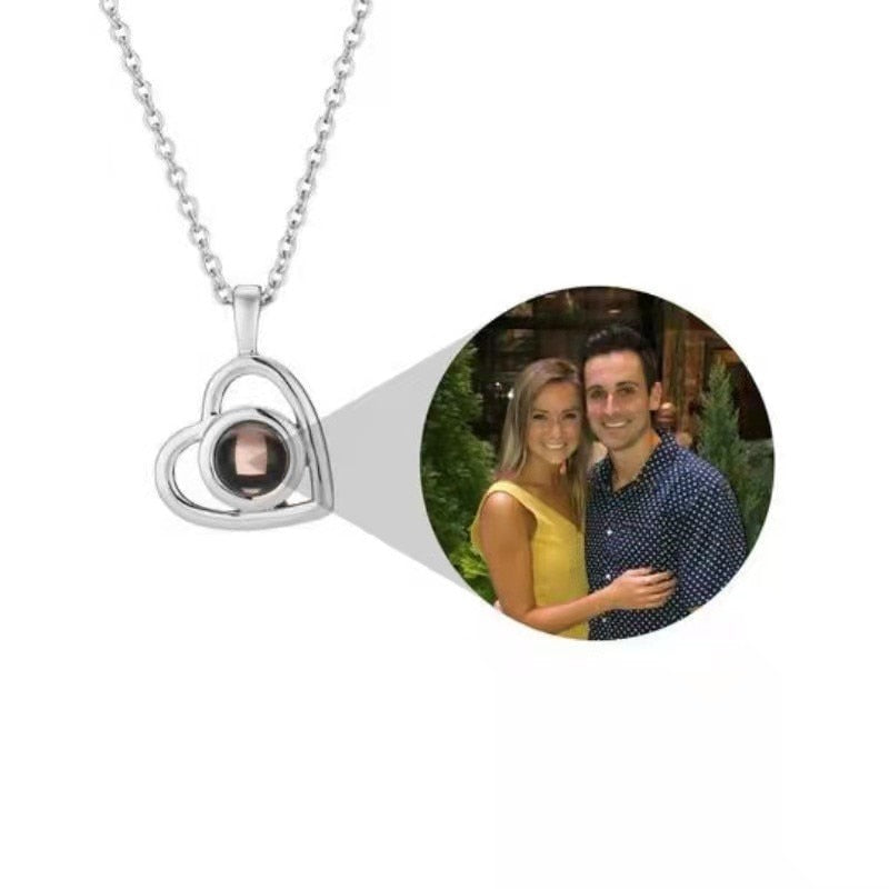 Colar com Pingente Coração Foto Personalizável | BELLORIE