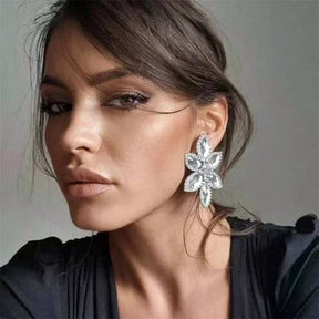 Brinco Flor Cravejado | BELLORIE