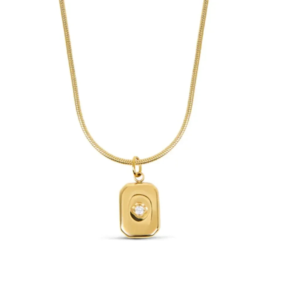 Colar com Pingente Medalha | BELLORIE