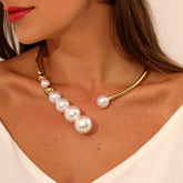 Colar Dourado com Pérolas | BELLORIE