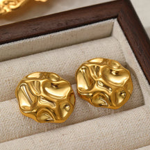 Brinco Irregular Banhado a Ouro | BELLORIE